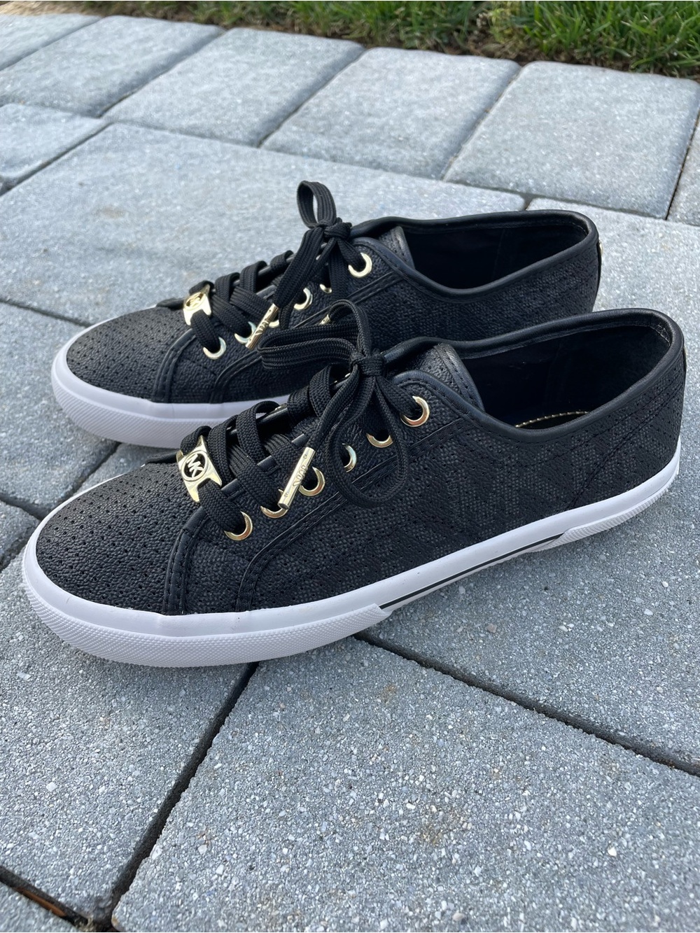 Women’s Michael Kors Black Sneakers with Gold Hardware 6 1/2M ✨BRAND NEW✨